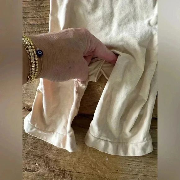 NWOT SKIMS High Waisted Above Knee Sculpting Shirt ~ Sand ~ Size XLarge - Picture 7 of 9